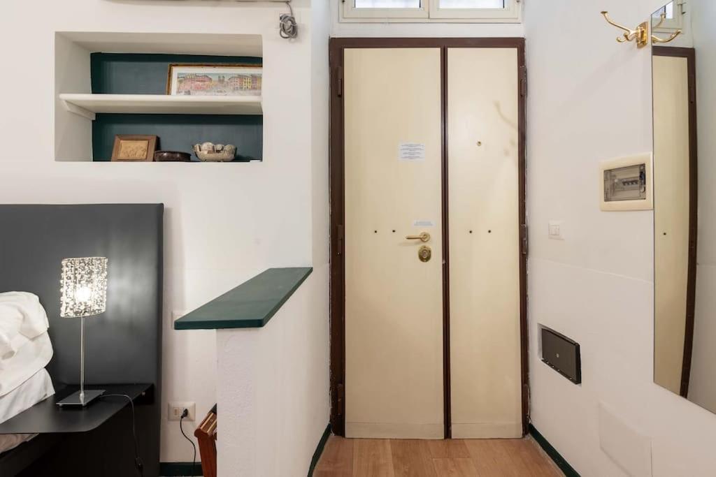 Old Trastevere Studio Rome Exterior photo